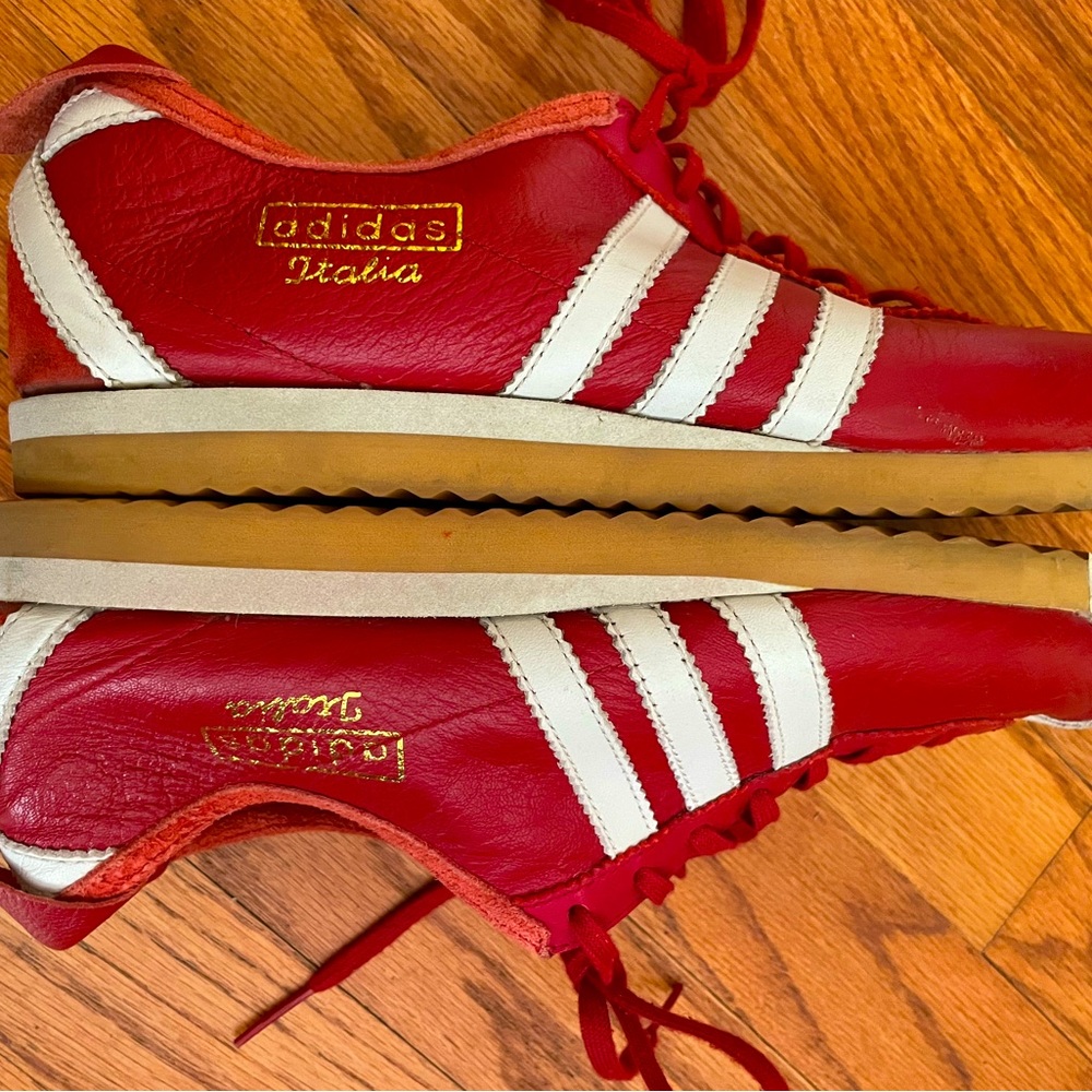 Adidas Italia soft leather red sneakers size 7 1/2